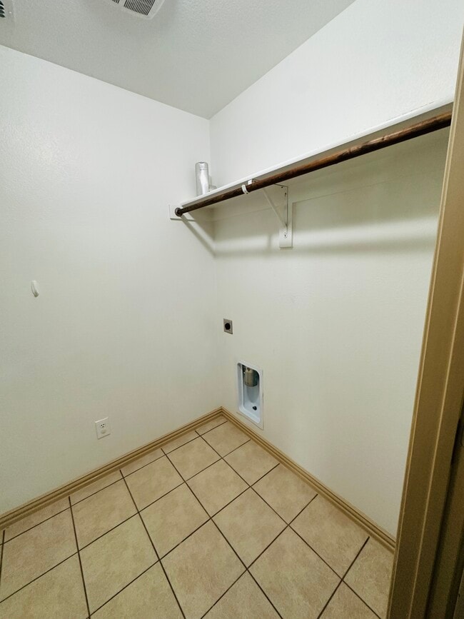 Building Photo - 2249 Salado Dr