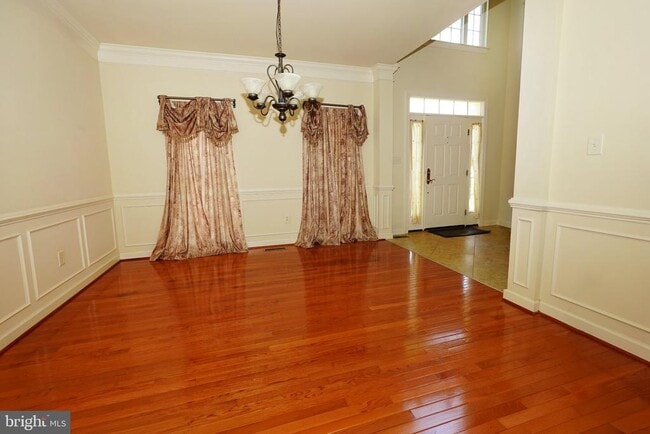 Building Photo - 14030 Bromfield Rd