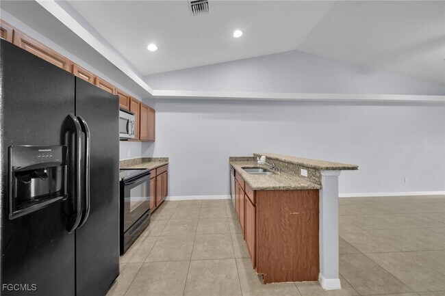 Building Photo - 1619 SW 33rd St