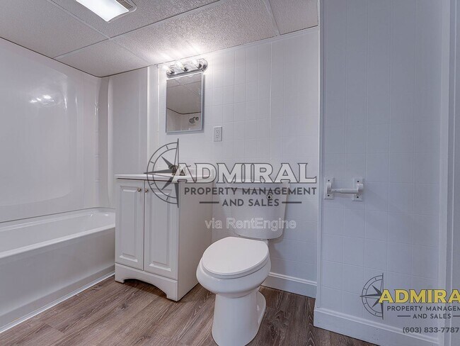 Building Photo - 6 Dora Dr