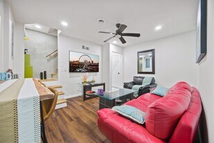 Building Photo - 3285 Marlanta Dr