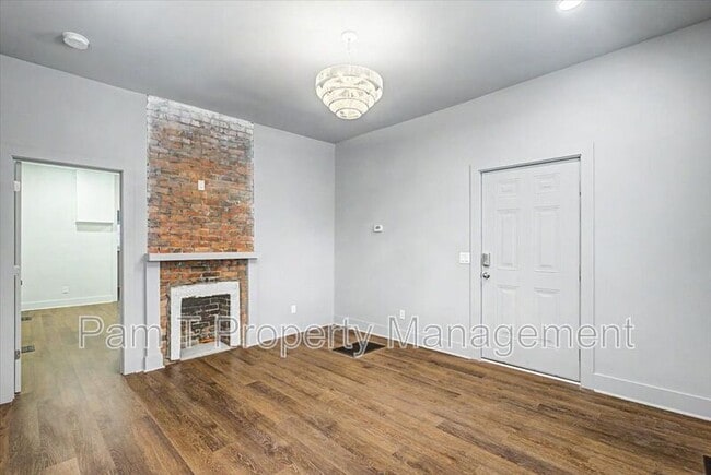 Building Photo - 638 E 37th St