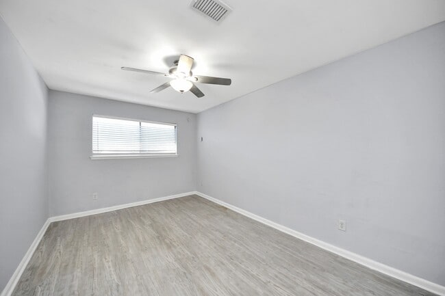 Building Photo - 14365 Lost Meadow Ln