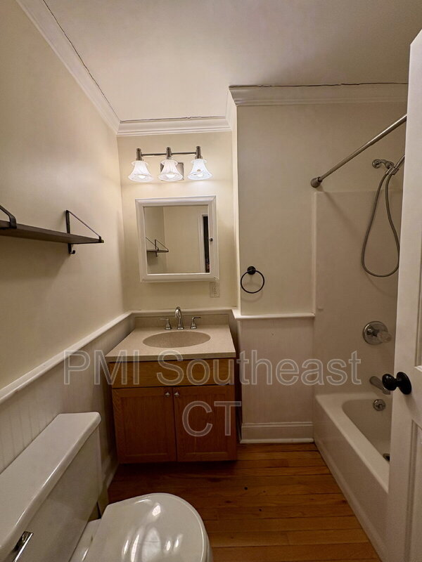 Building Photo - 49 Deer Ridge Rd