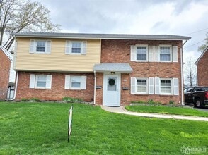 Building Photo - 94 Garfield Ave