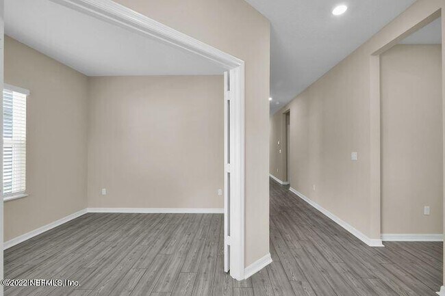 Building Photo - 522 Falcon Ridge Rd