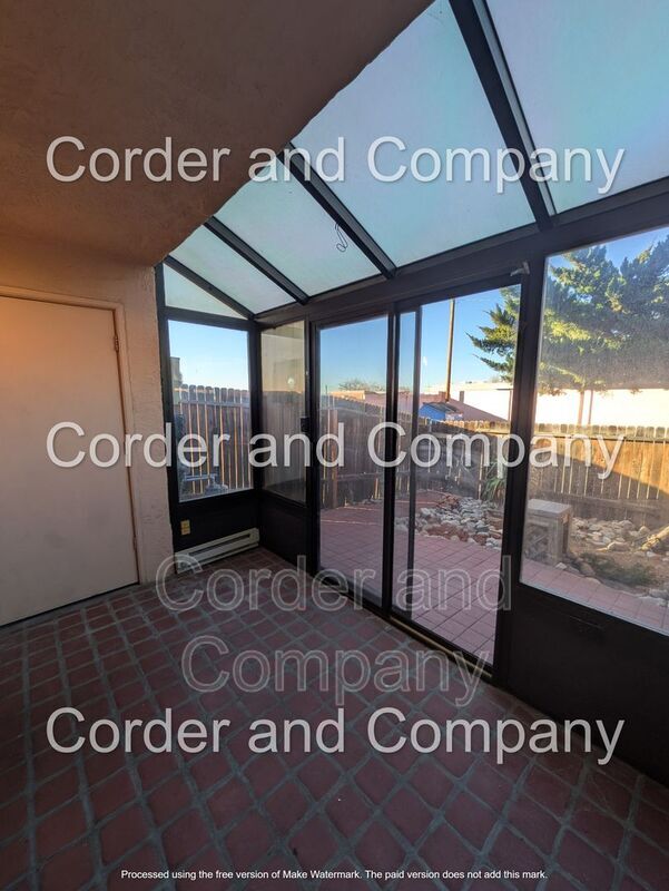 Building Photo - 3301 Monroe St NE