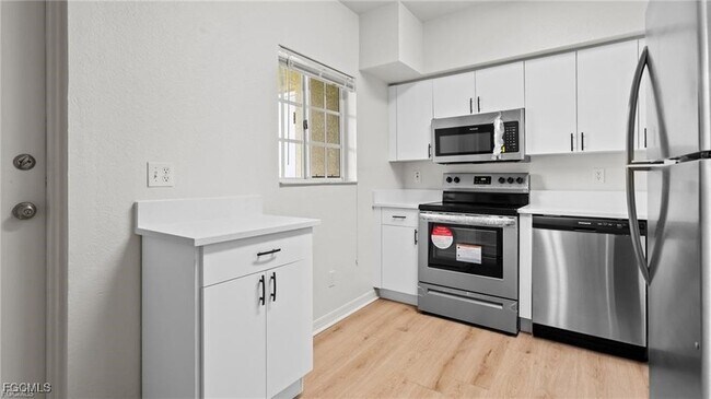 Building Photo - 8407 Bernwood Cove Loop