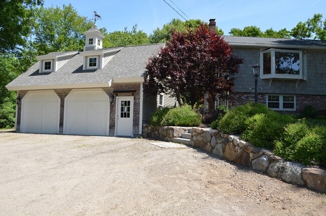 Building Photo - 251 Cutler Rd