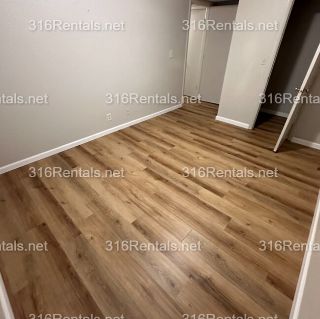Building Photo - $725 - SECTION 8/ Housing Voucher approved 3 bedroom / 1 bathroom - Newly remodeled Apartment