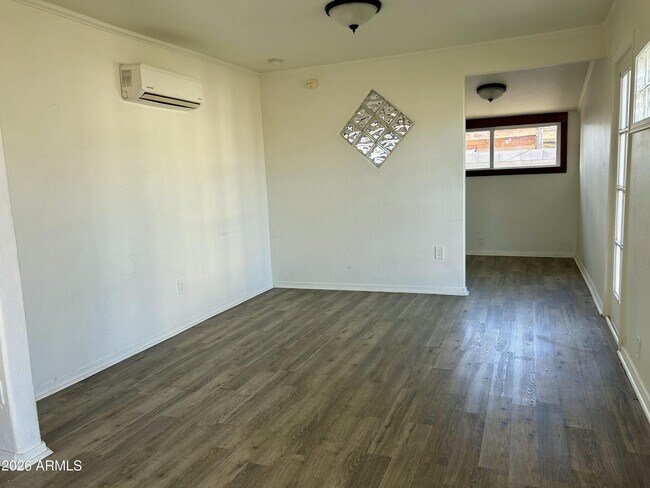 Building Photo - 5545 W State Ave