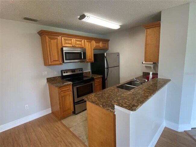 Building Photo - 711 Sugar Bay Way