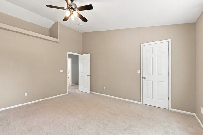 Building Photo - $2,740.95 with $300 Off The First Month's Rent, 3 Beds - 2.5 Bath, Single Family Home in Westmins...