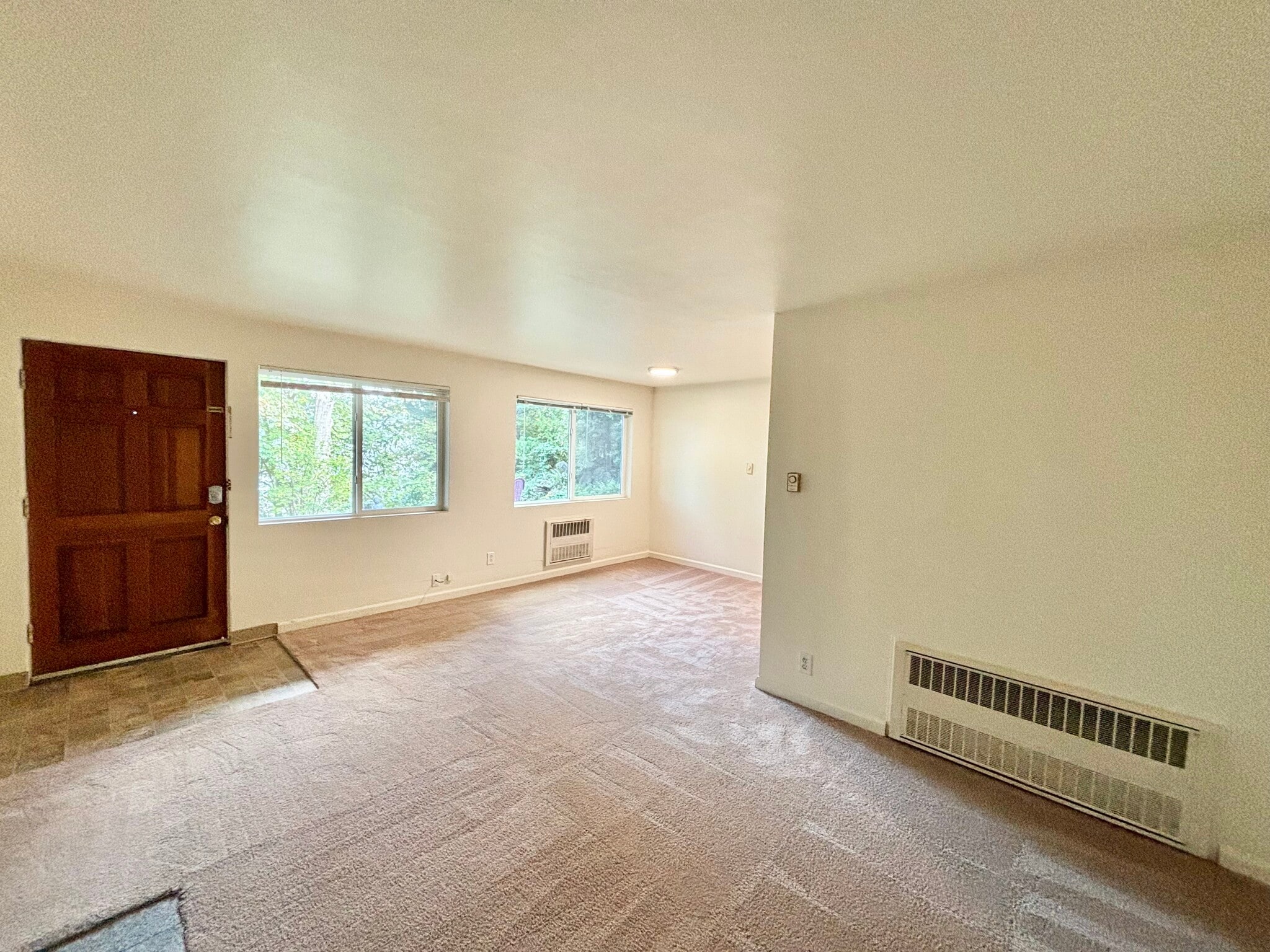 Building Photo - 1012 W Nickerson St