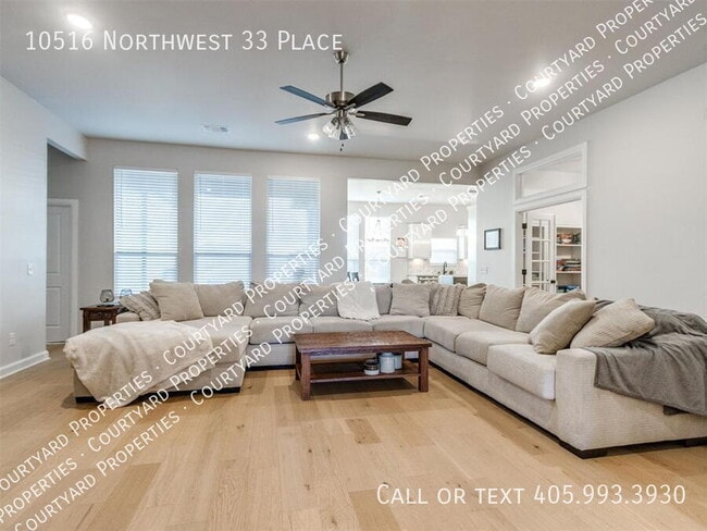 Building Photo - 10516 NW 33rd Pl