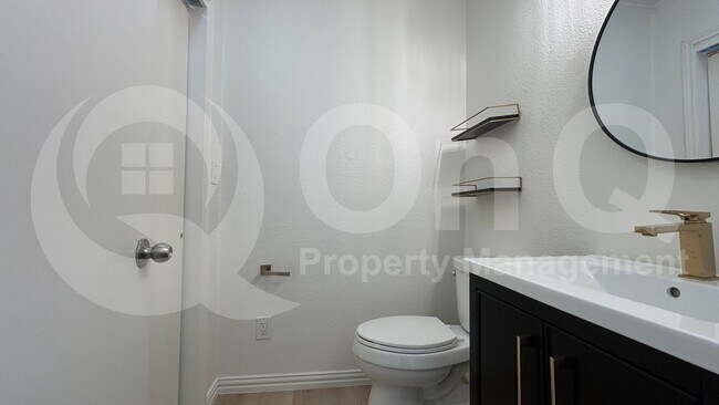 Building Photo - 3701 Leathertop Dr