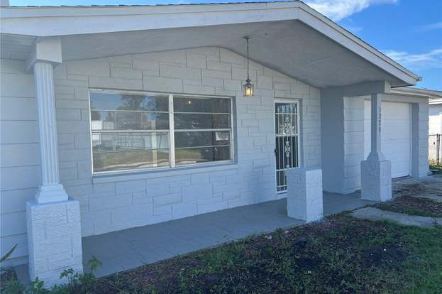 Building Photo - 3220 Pinon Dr