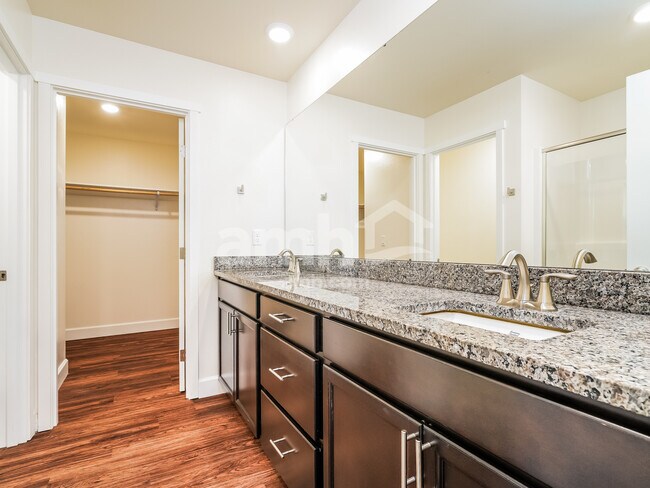 Building Photo - 9260 Shootingstar St SE