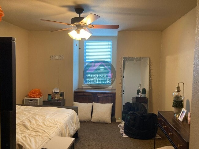 Building Photo - Beautiful Duplex in Tuscola!