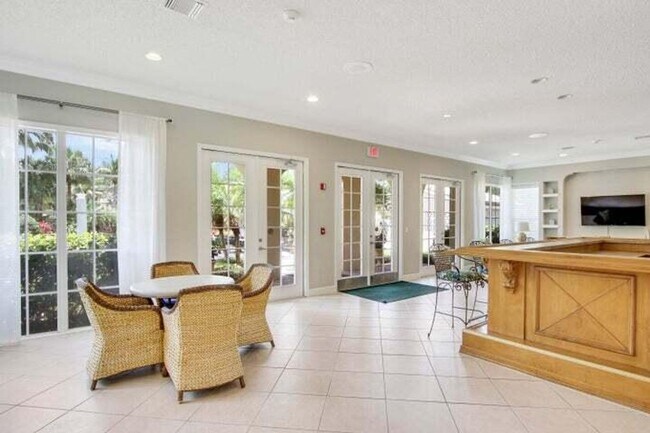 Building Photo - 284 Village Blvd