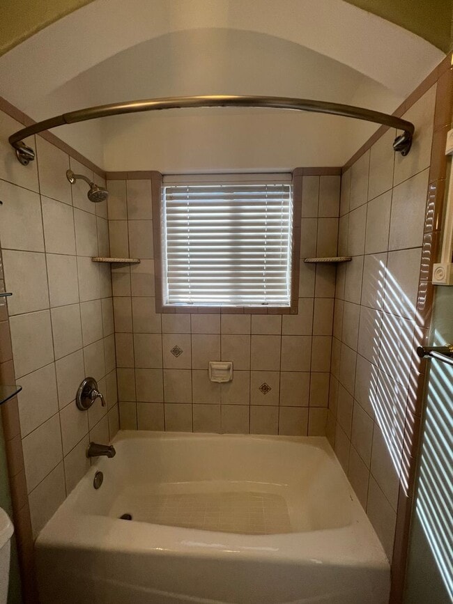 Building Photo - Unfurnished, 1-year long-term rental