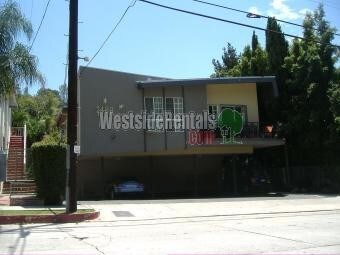 Primary Photo - 2488 N Beachwood Dr