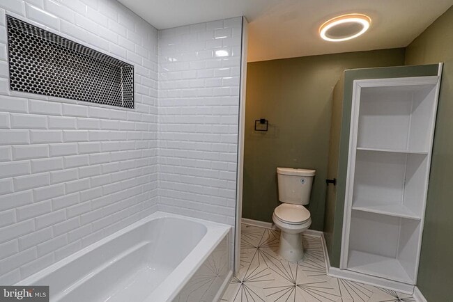 Building Photo - 1730 S 20th St