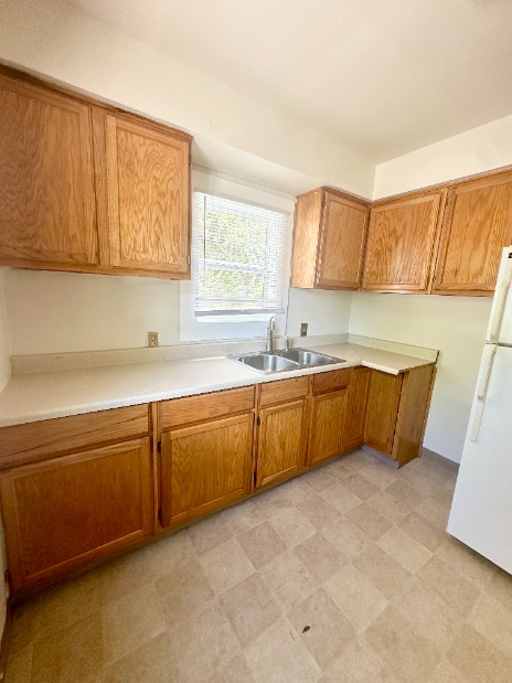 Building Photo - 720 E 17th St