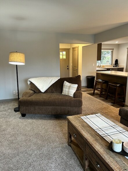 Building Photo - 11605 67th Ave E