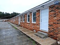 Building Photo - 500 Skyline Dr