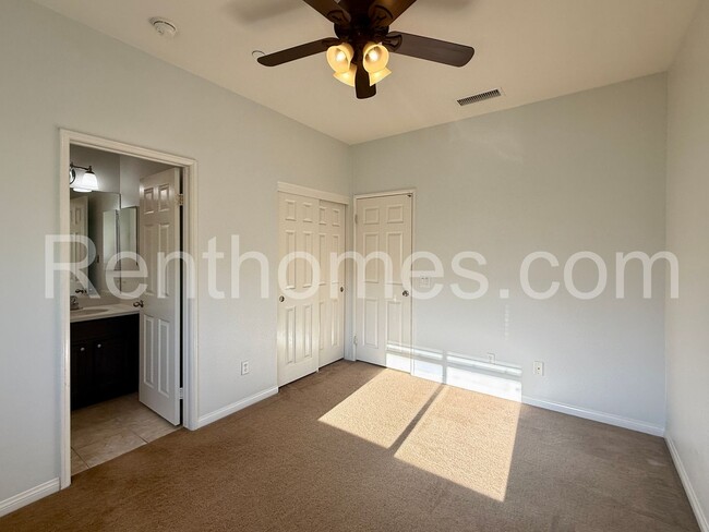 Building Photo - 5080 Tranquil Way