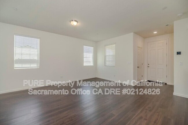 Building Photo - 3192 Mabry Dr