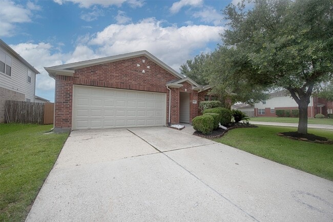 Building Photo - 2753 Foster Hill Dr