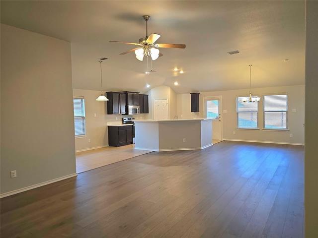 Building Photo - 2820 Stonewall Ln