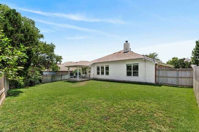 Building Photo - 2504 Branding Iron Ln