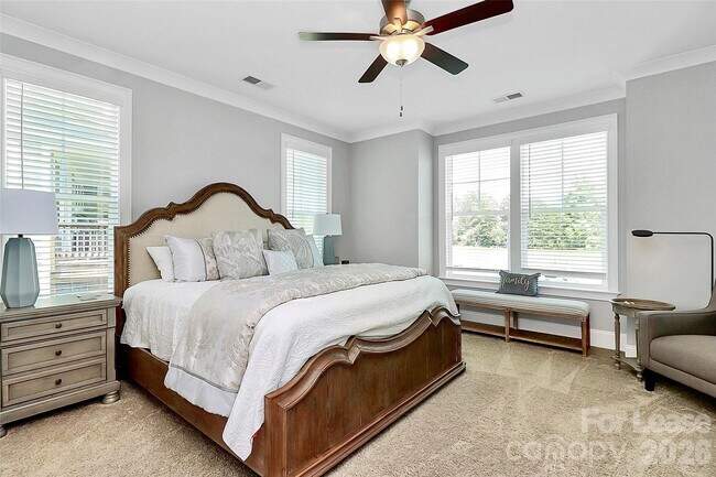 Building Photo - 136 Preston Rd