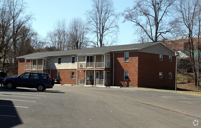 Building Photo - 1626-1652 Beech St