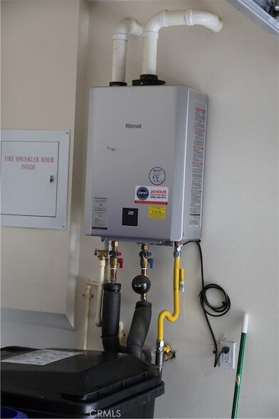 Building Photo - 16670 Crocus Ln