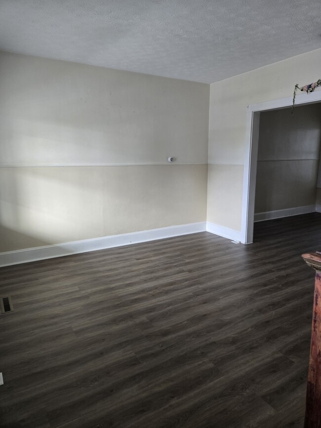 Building Photo - 25 Mount St