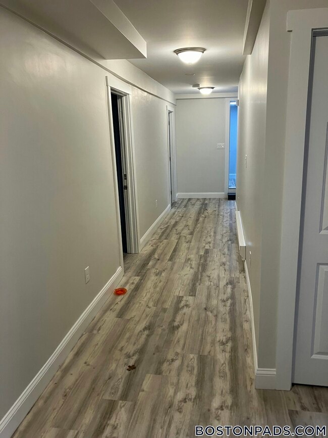 Building Photo - 17 Verrill St