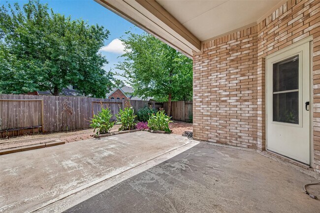 Building Photo - 1514 Coyote Hills Ln