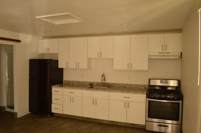Building Photo - 4209 Warda Ave