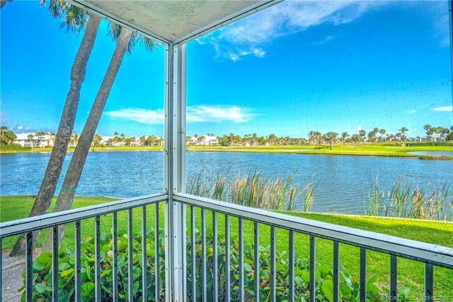 Building Photo - 5601 NE Gulfstream Way