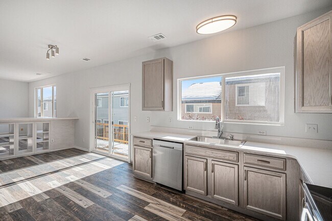 Building Photo - 8303 S Pierce Way