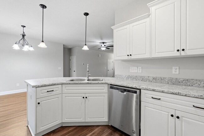 Building Photo - 217 Timberlake Dr