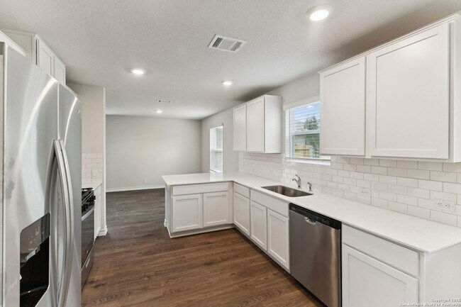 Building Photo - 22811 Tee Shot