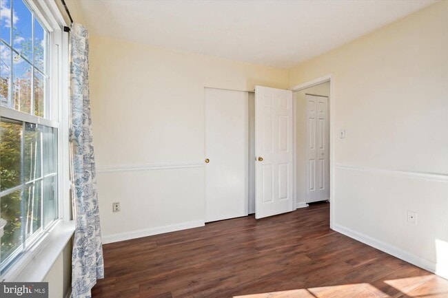 Building Photo - 6101 Hoskins Hollow Cir