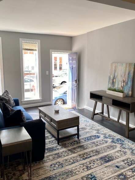 Building Photo - 1165 Cleveland St