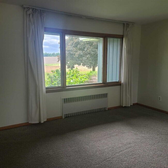 Building Photo - 165 Rokeby Rd