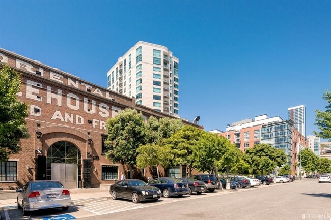 Building Photo - 219 Brannan St